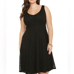 Slinky, friend, Elegant Black Lace Dress - Plus Size 2X